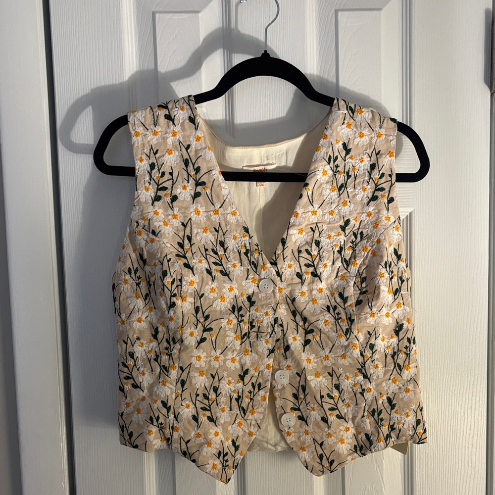 Floral Cream Vest Top